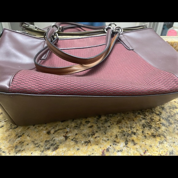 Coach Ava Tote - Picture 4 of 6